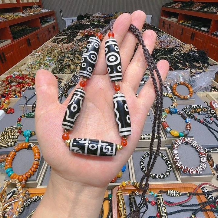 未镶嵌玛瑙/玉髓珠宝奇石