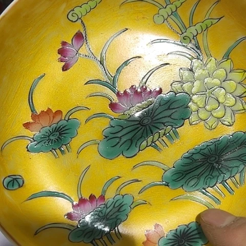 你就在家里吃东西吃哈哈哈你要回来