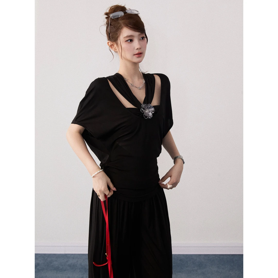 【谢不肉】挂脖花朵背心女秋宽松显瘦罩衫垂感简约裤子套装50226