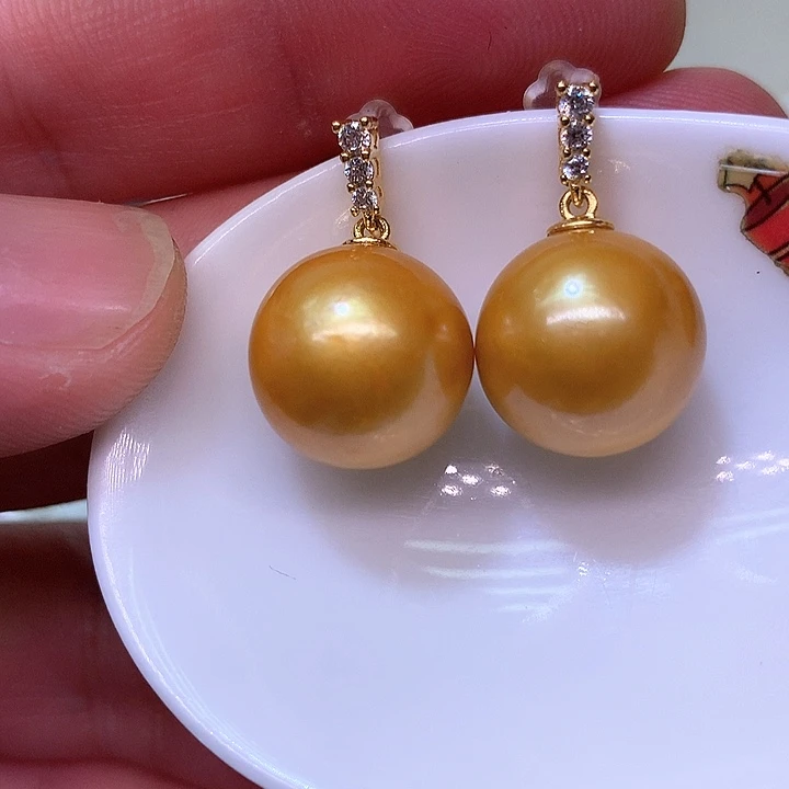银S925镶嵌耳饰淡水珍珠