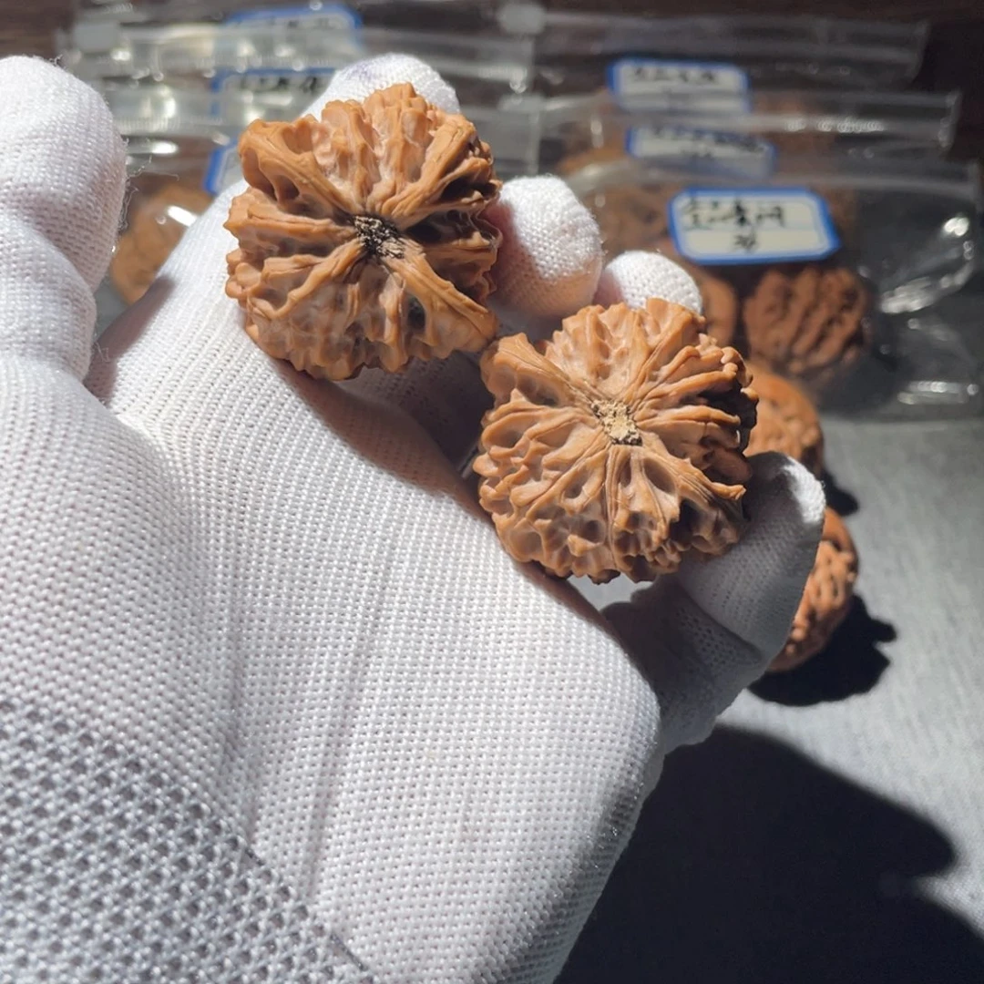 诙***-吊坠桃核41 龙门涧！！！！！！！
