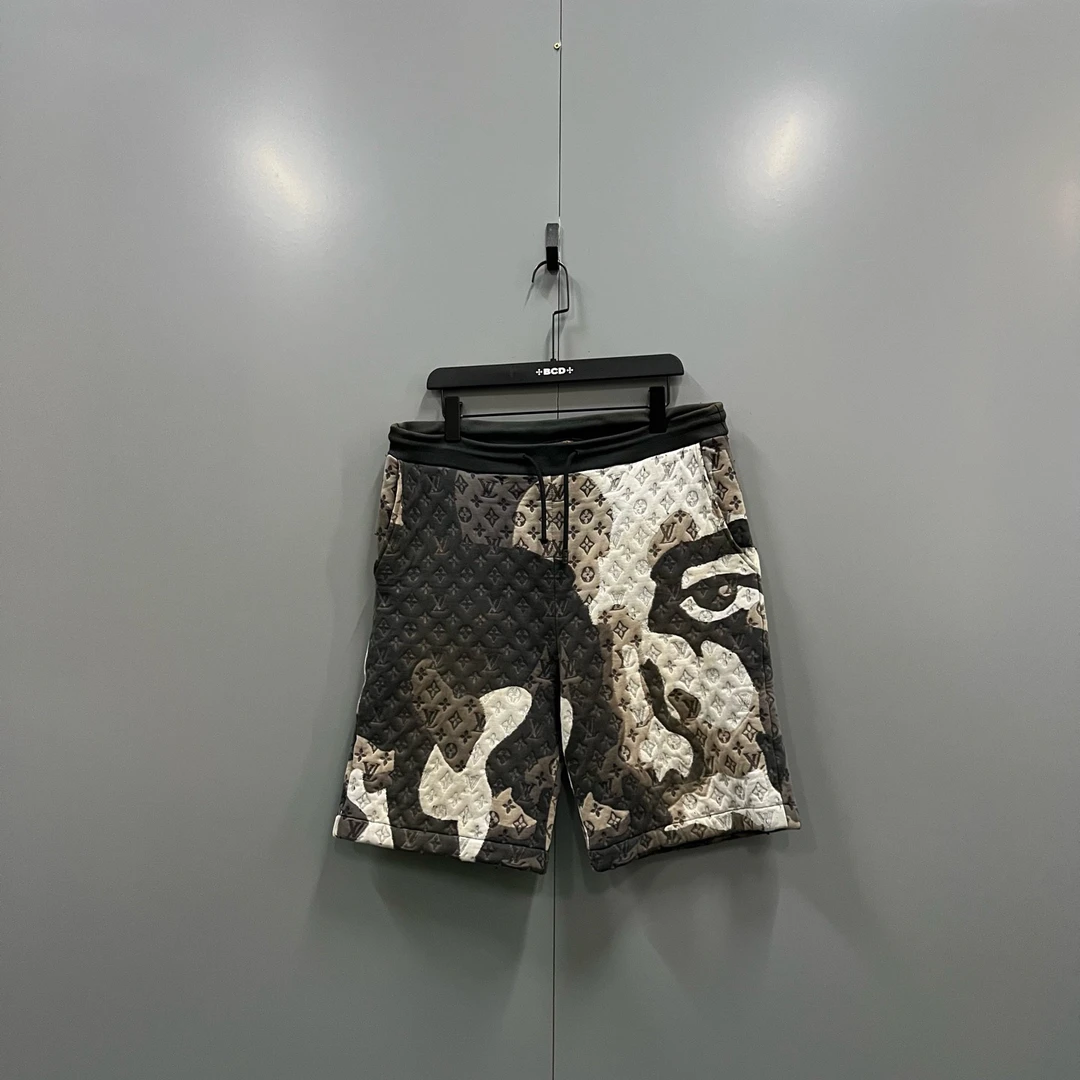 95新 LouisVuitton/路易威登 j2/几何图案老花短裤 L码/019387