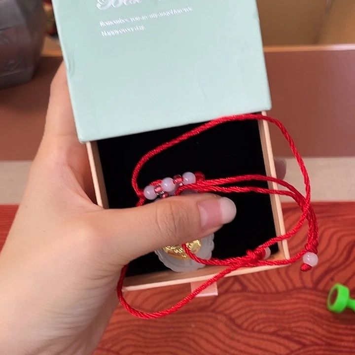 瓷片我们的目标是成为一名优秀运动