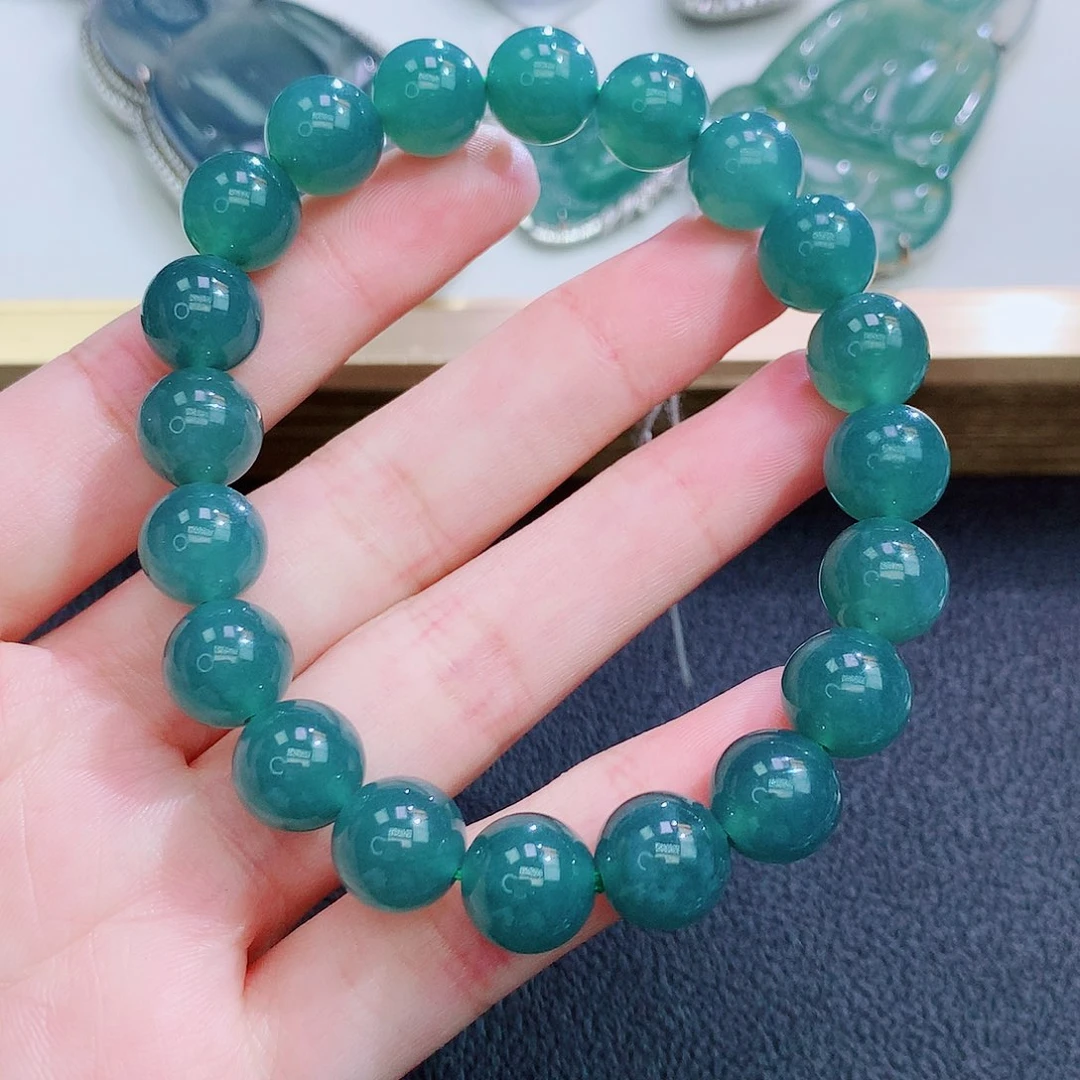 翡翠挂件未镶嵌翡翠