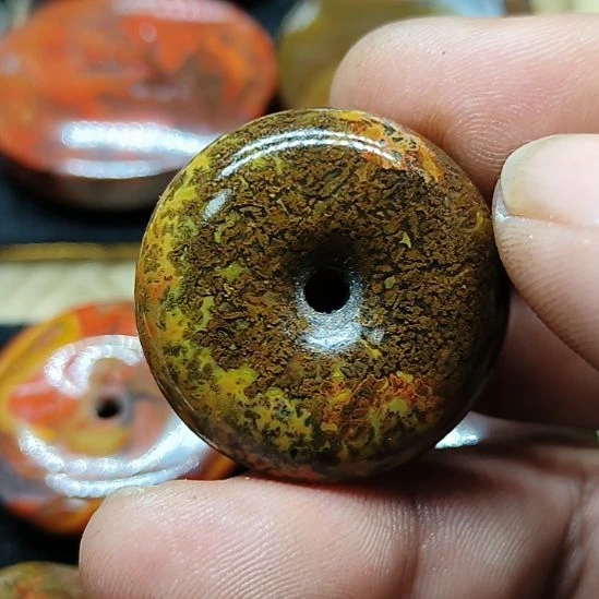 一***秀玛瑙/玉髓合金颈饰