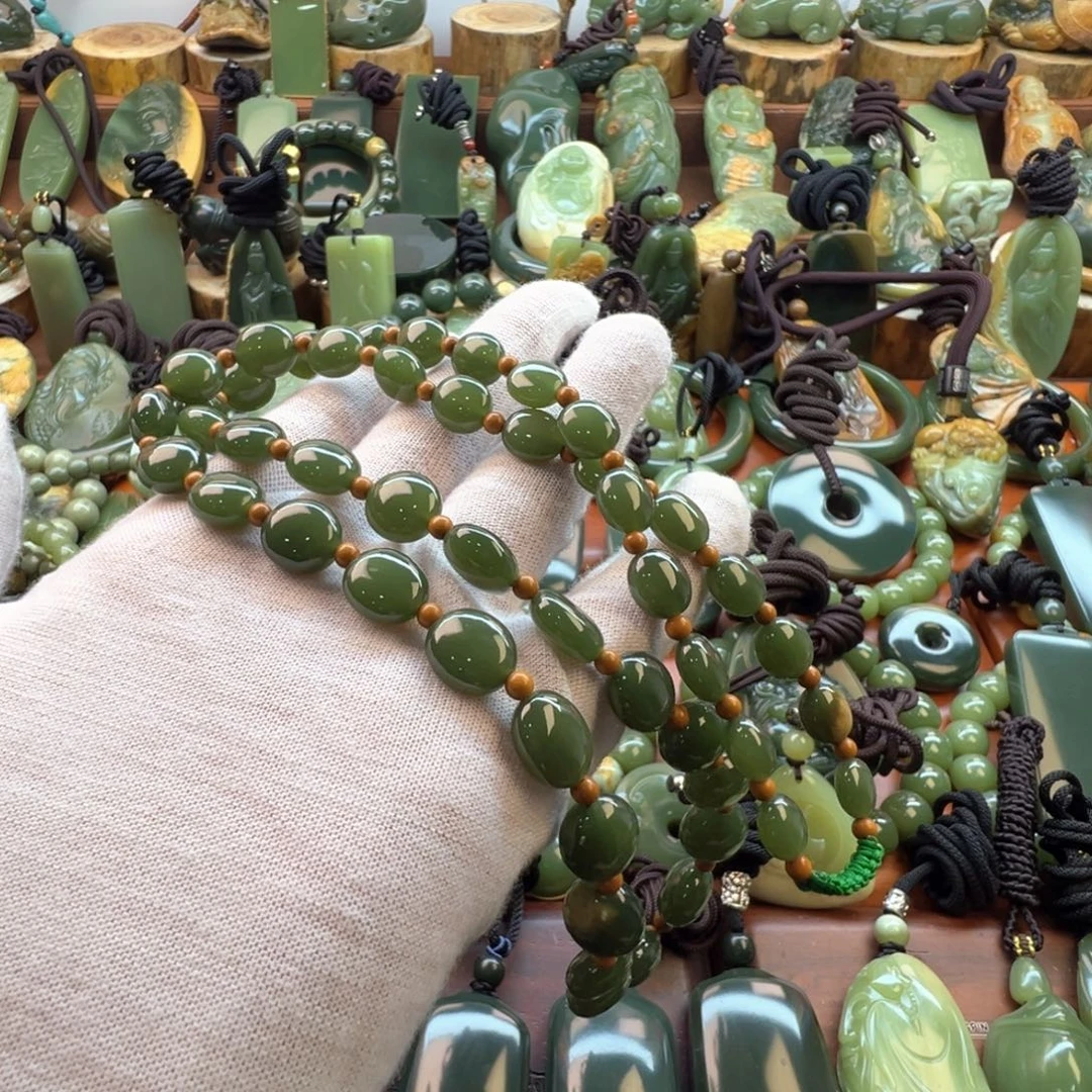 S***^未镶嵌手链岫岩河磨玉（透闪石质玉）