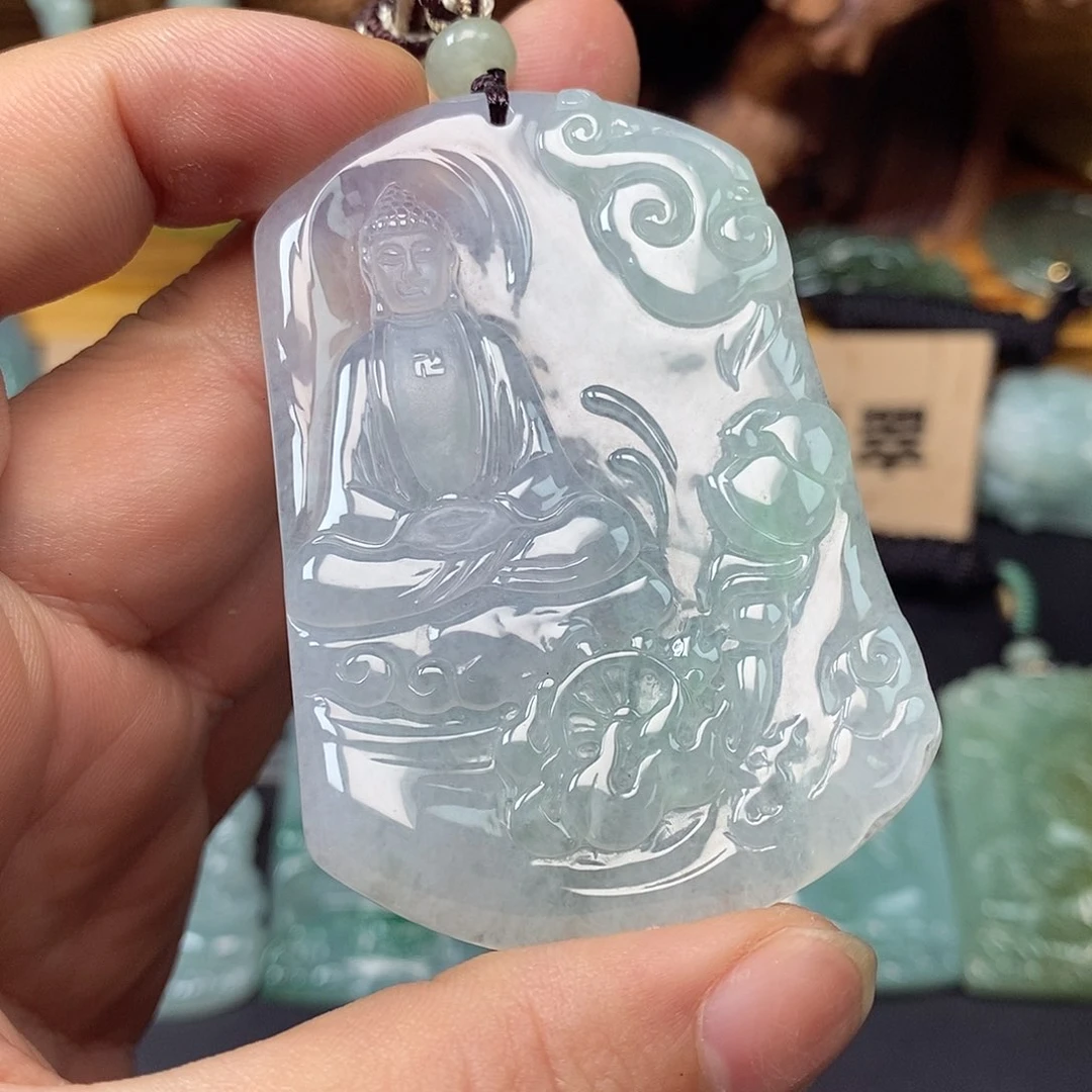 翡翠颈饰未镶嵌碳**哥翡翠