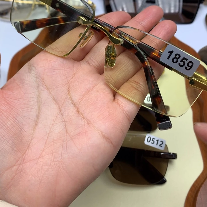 一体款无框竹叶青1859