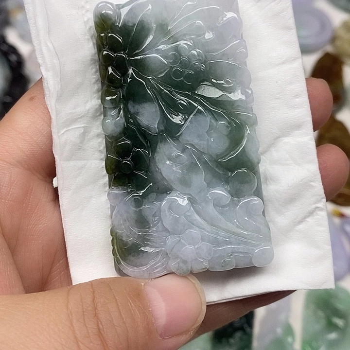 翡翠未镶嵌颈饰11号