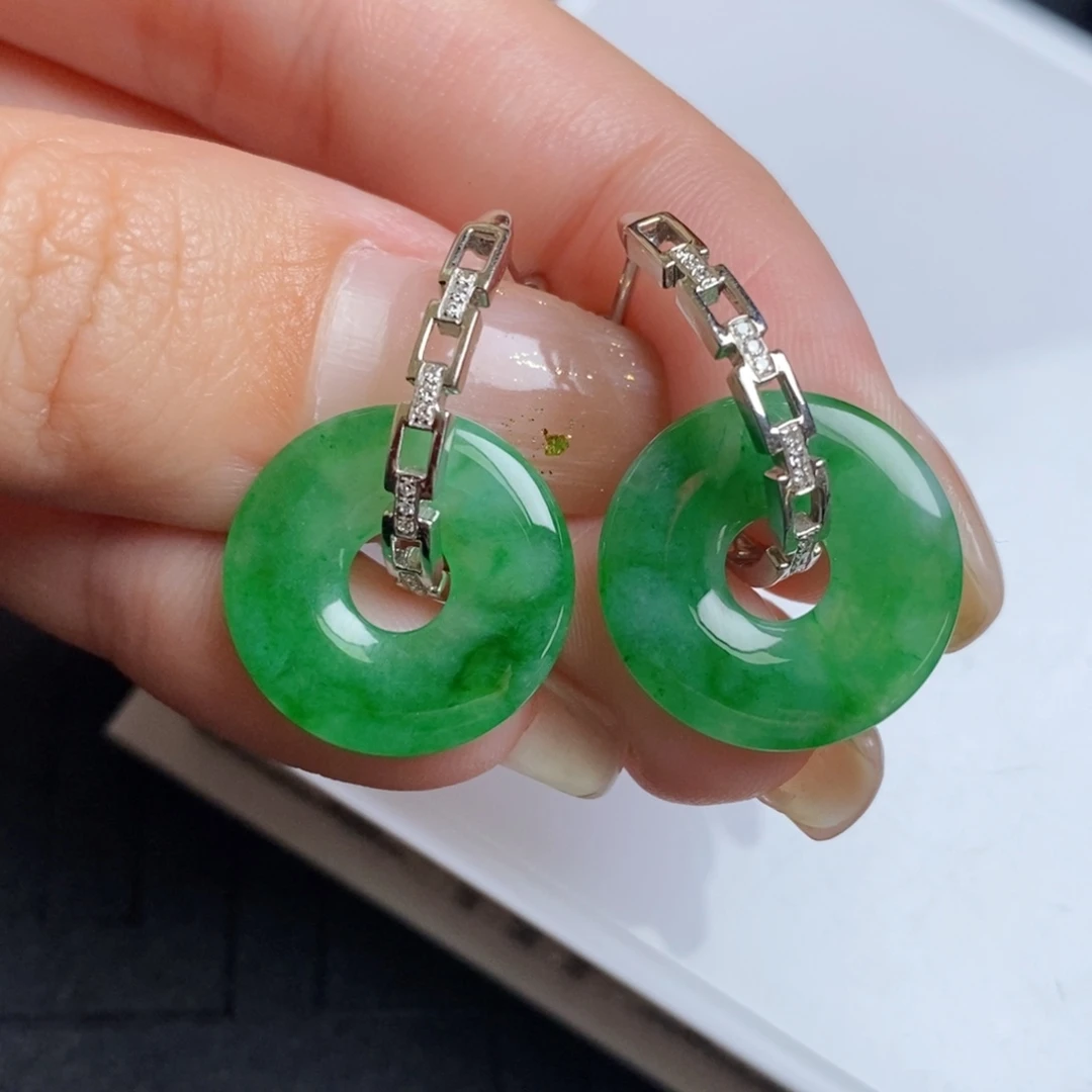 翡翠18K金镶嵌耳饰甜甜圈