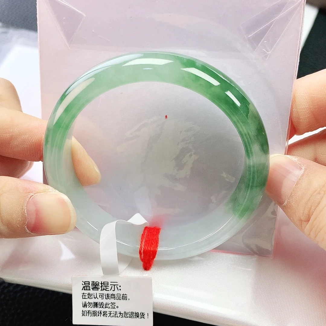 未镶嵌手镯翡翠52圈