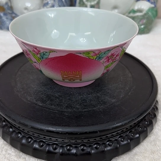 手工绘画珐琅寿桃碗
