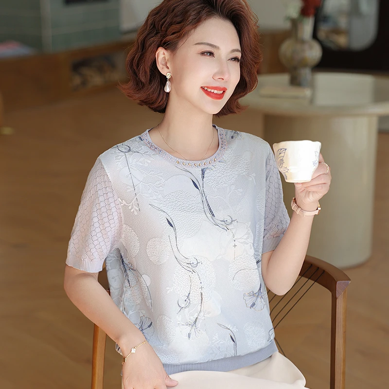 2025新款中老年女装洋气夏装短袖T恤小衫时尚妈妈装休闲上衣9526