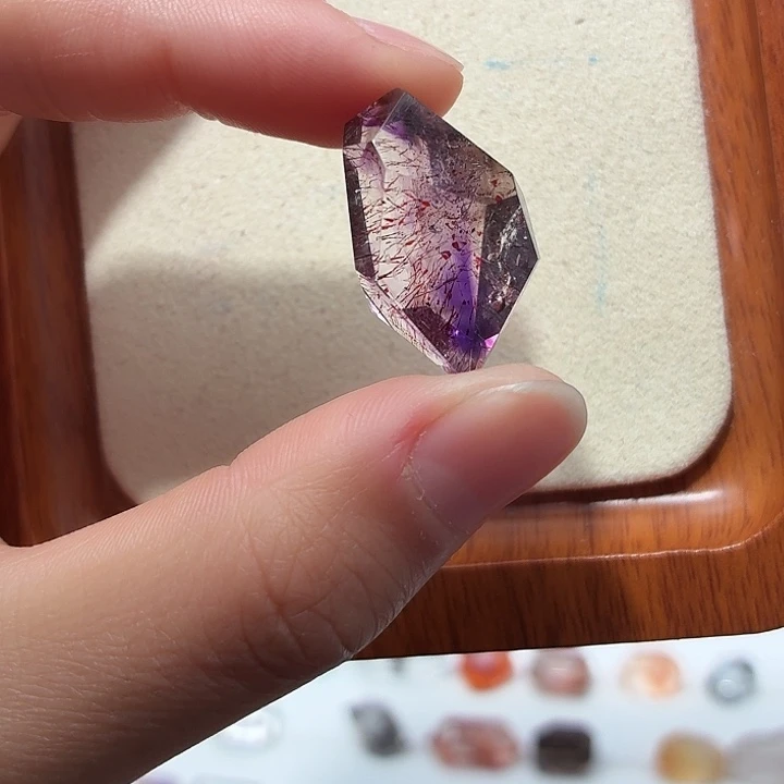 未镶嵌水晶珠宝半成品