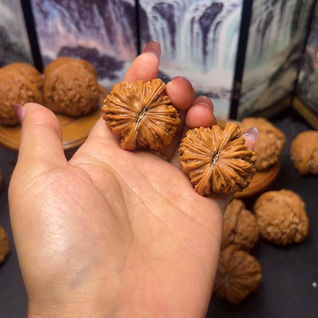 文玩核桃把件37四座楼