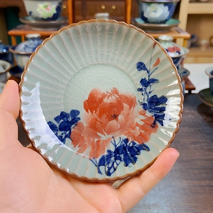 瓷片手工制作工艺精湛等