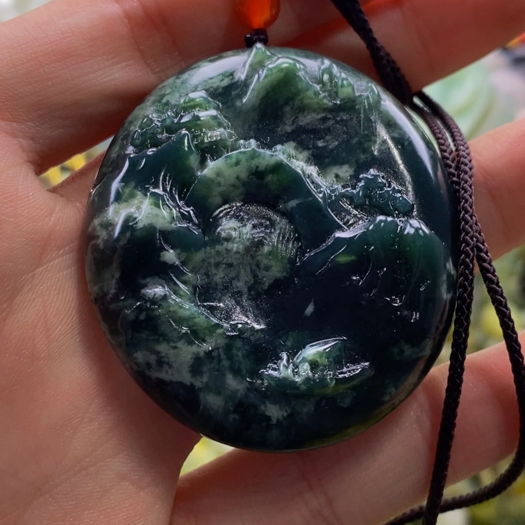 蛇纹石玉吊坠未镶嵌