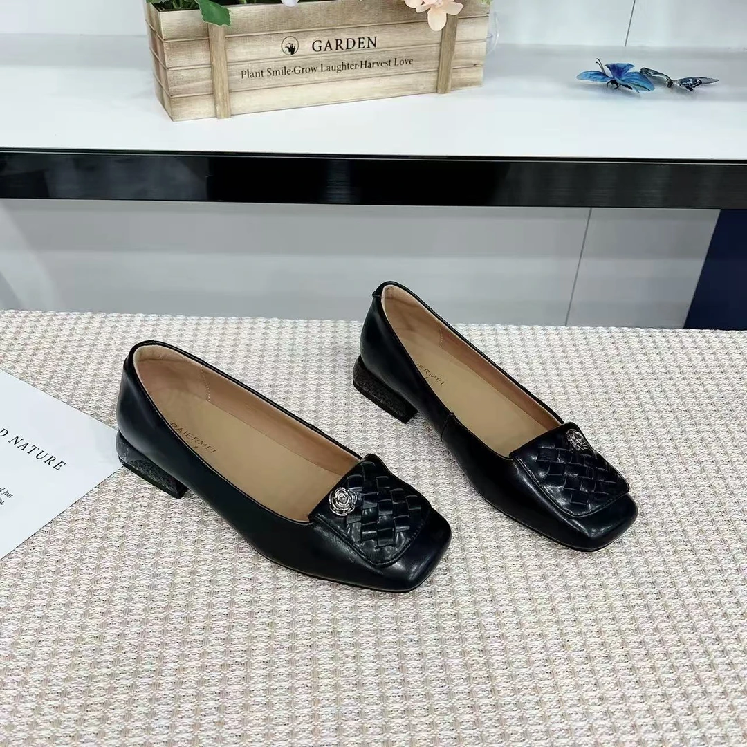 98020   新款法式时尚气质舒适粗跟单鞋