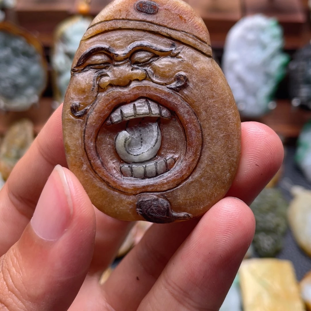 定制翡翠未镶嵌自***的翡翠