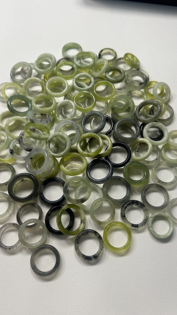 岫玉吊坠项链吊坠