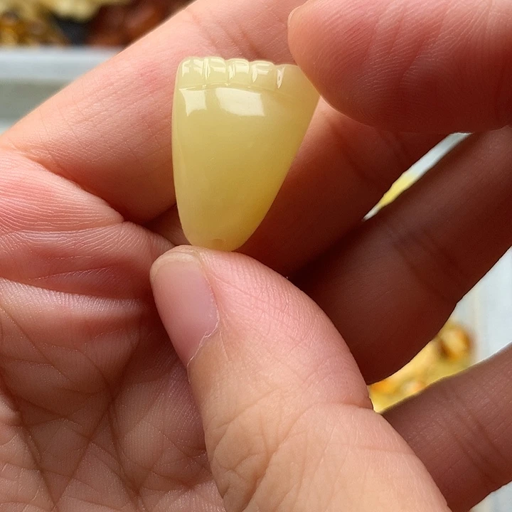 未镶嵌琥珀裸石琥珀蜜蜡