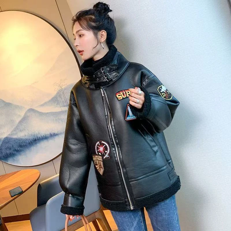 仿羊羔毛外套2025冬季韩版宽松短款加厚加绒工装帅气皮衣机车服潮