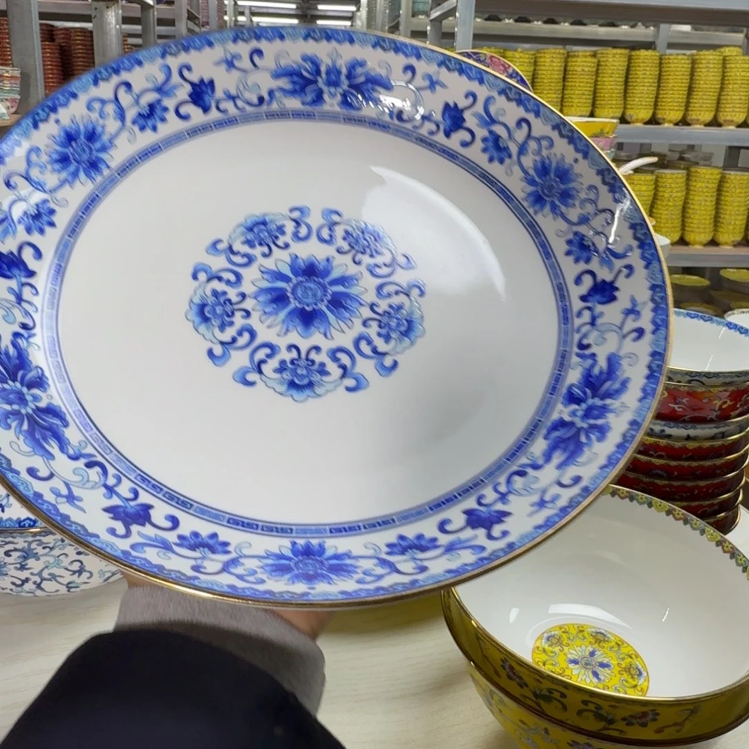 一个10英寸圈深平盘