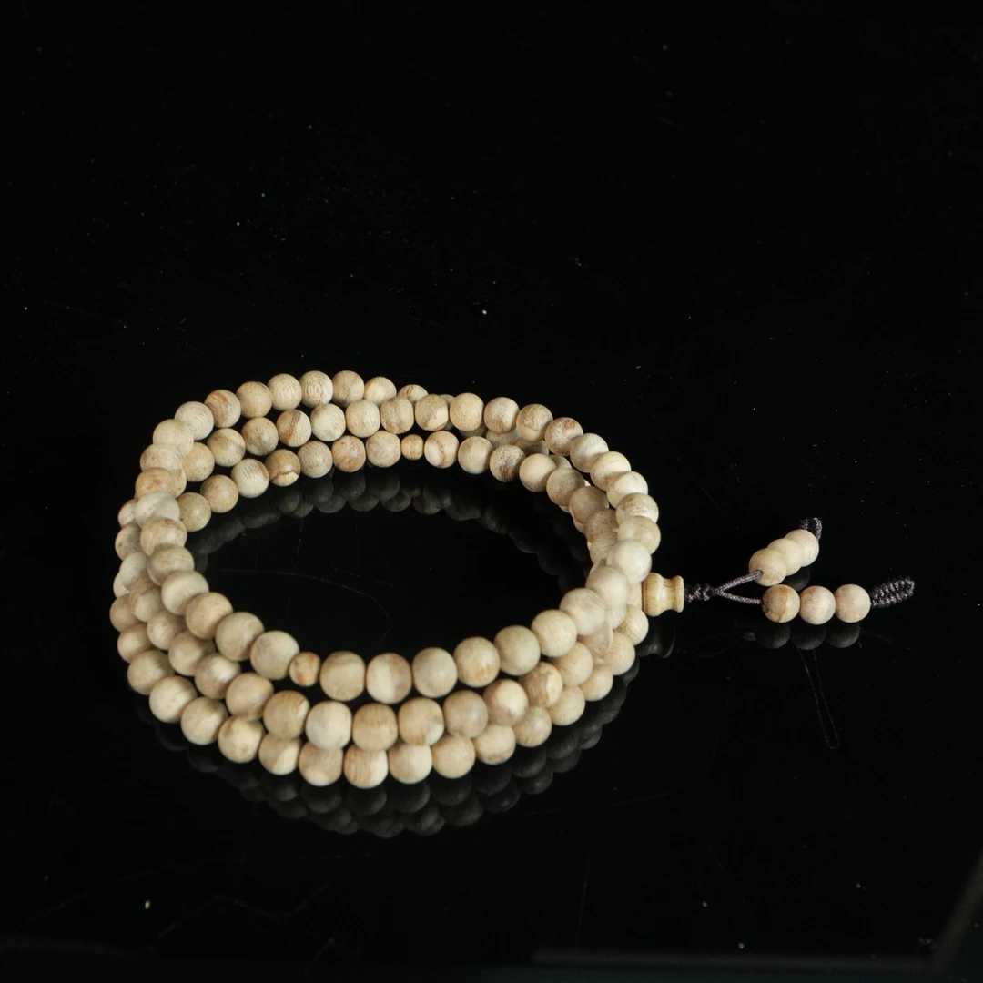 A9415 斯里兰卡沉香虫漏念珠 0.66cm  9.17g