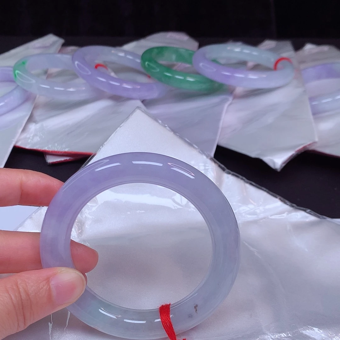 翡翠手镯未镶嵌翡翠手镯56