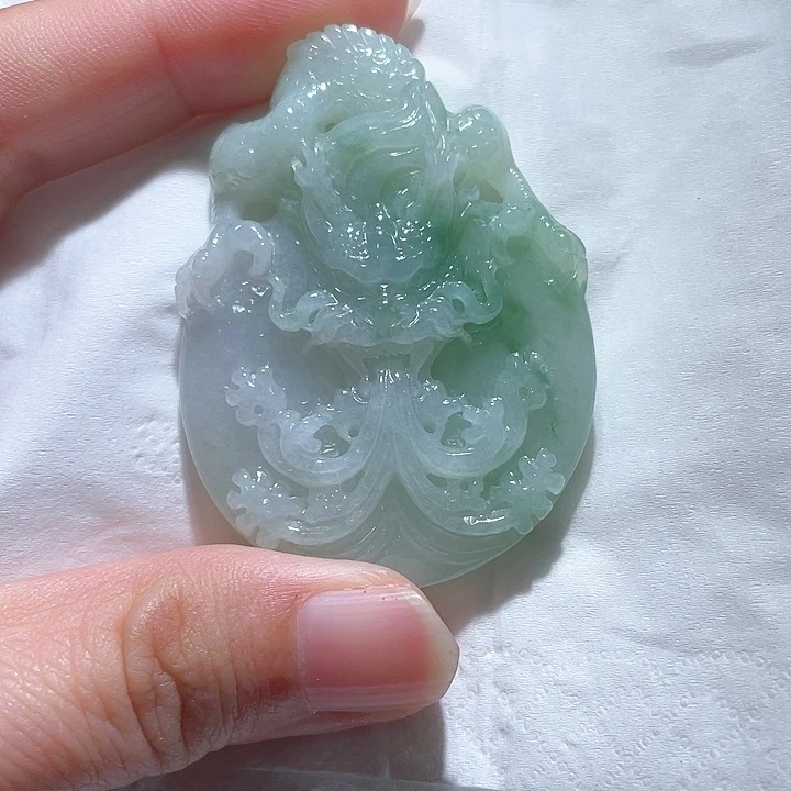 颈饰未镶嵌翡翠天
