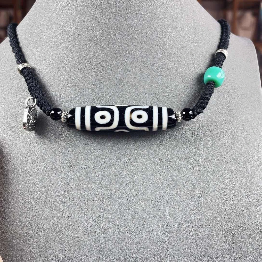 玛瑙/玉髓合金颈饰行运