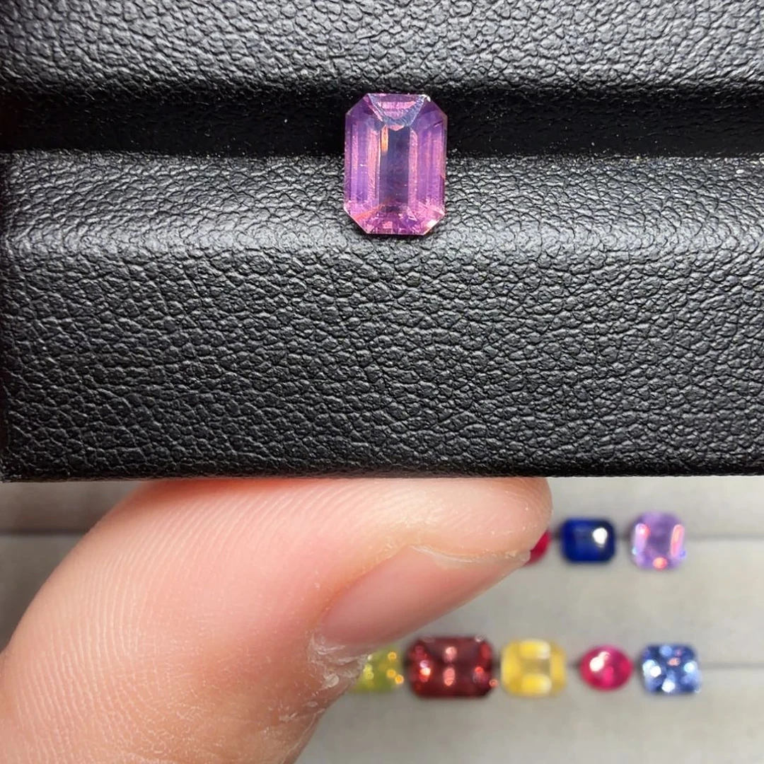 尖晶石裸石1.07ct坦桑尼亚