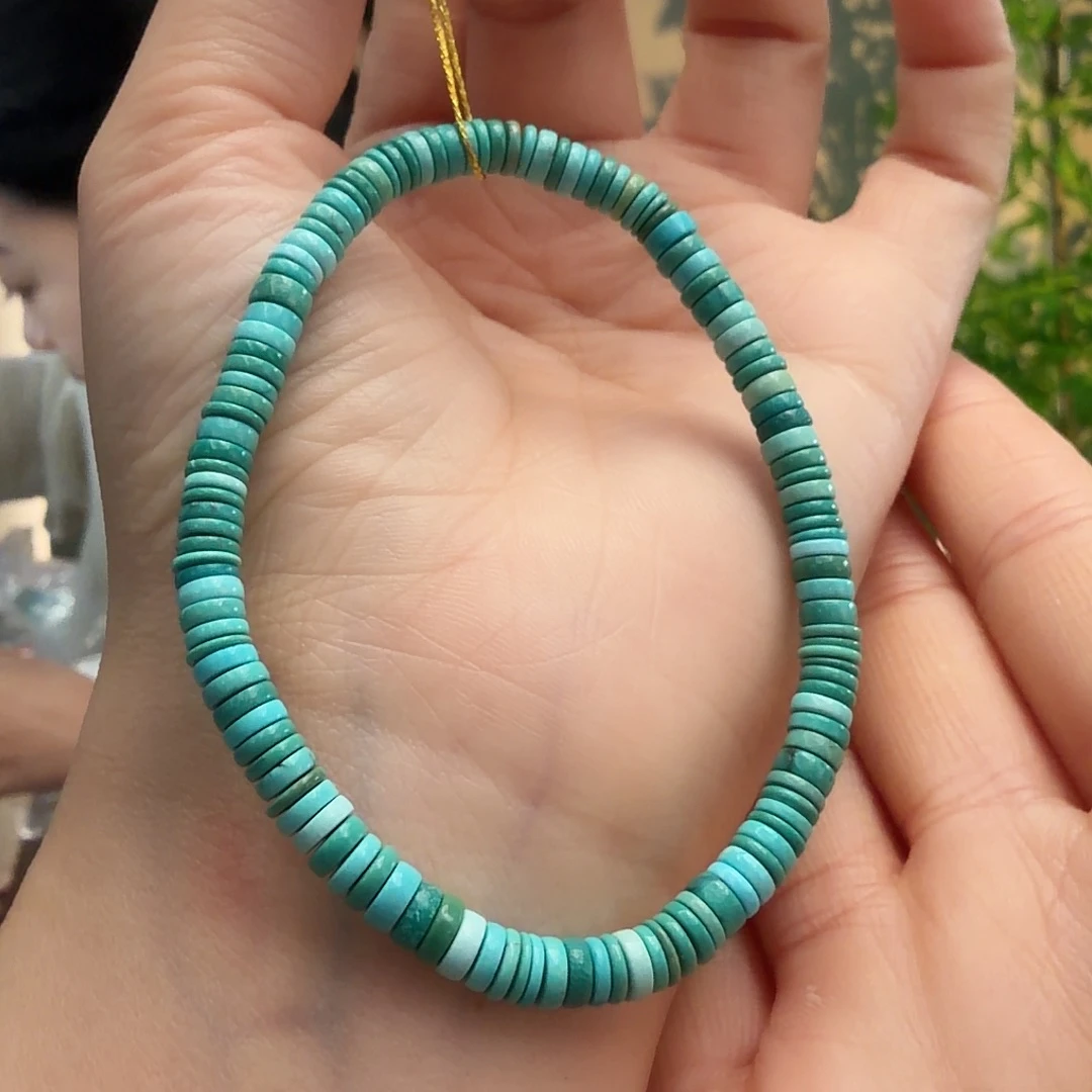 绿松石未镶嵌颈饰