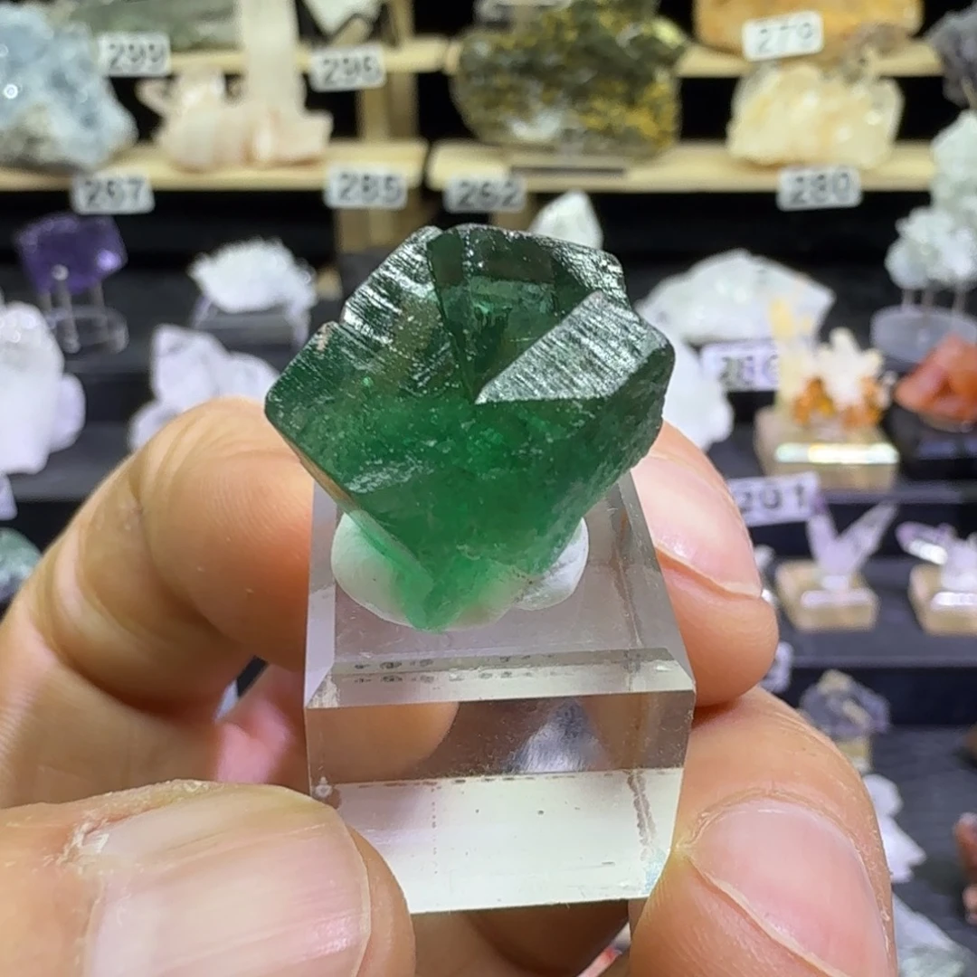 石材英国日光萤石