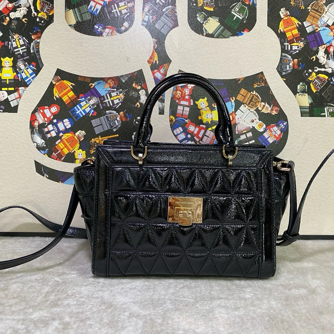 95新 MICHAEL KORS/迈克高仕 21200斜挎包17*20