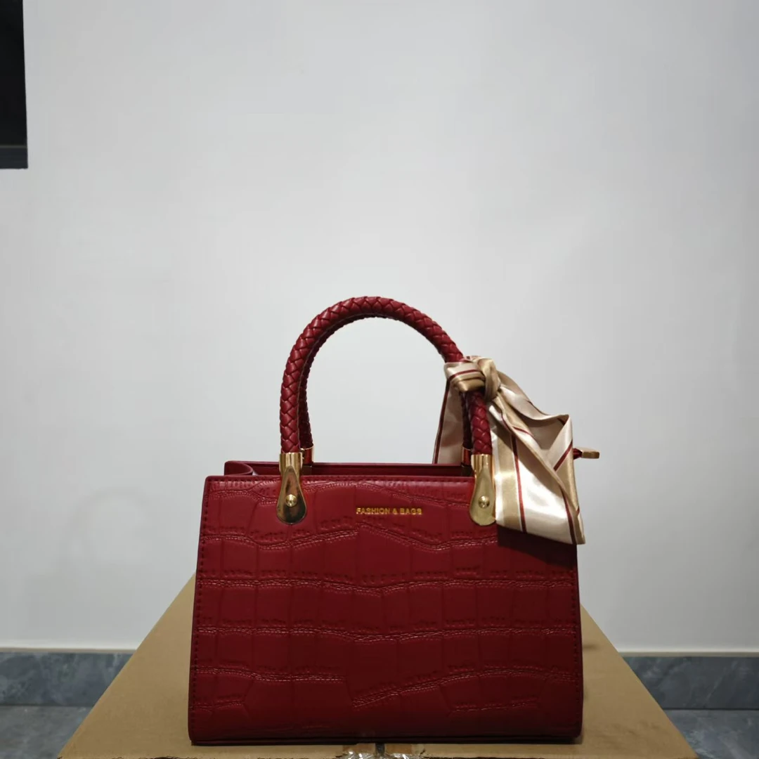 红色手提包手拎外出包包小挎包大容量抖音网红单肩斜挎包