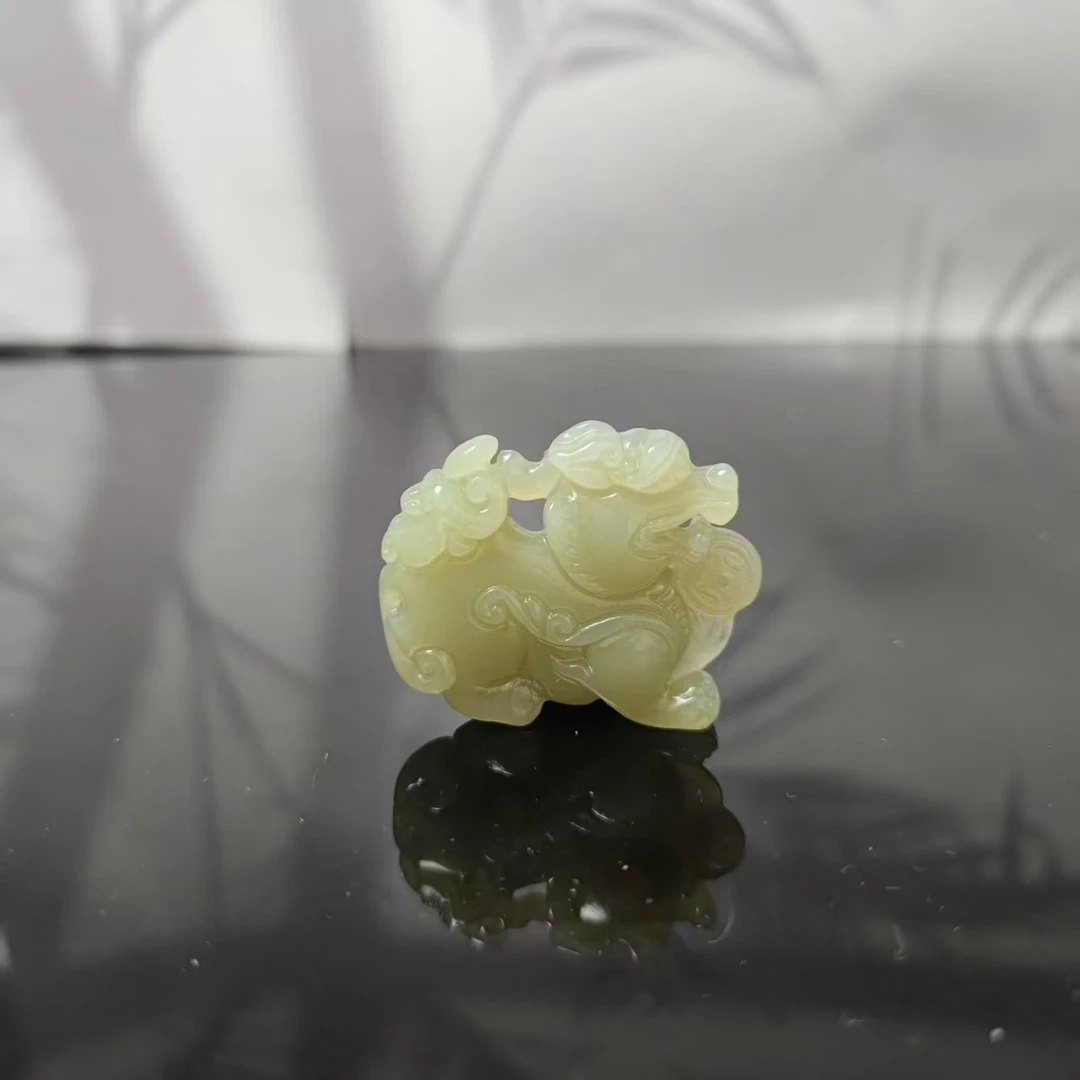 Z和田玉貔貅吊坠0376
