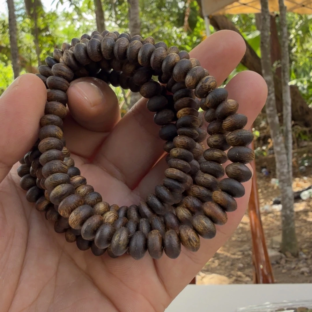 沉香沉香碎屑红棋随形桶珠单圈5克➕多样性发一