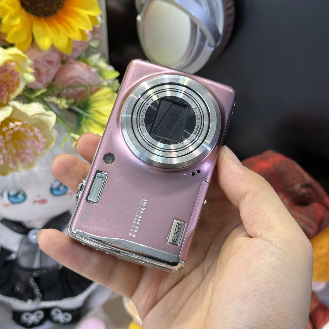 9新 Fujifilm/富士 富士f70小长焦色彩感好滤镜多适合新手带配件