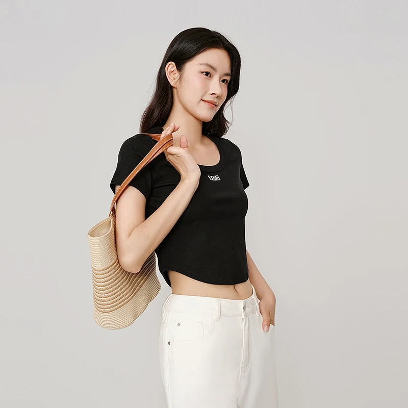 HPLY荷比俪秋女含棉大u领印花休闲时尚雅致通勤T恤HXF31620069