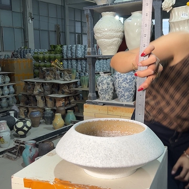 景德镇陶瓷花瓶微瑕介意勿拍