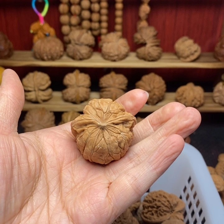 吉***乐文玩核桃把件文玩