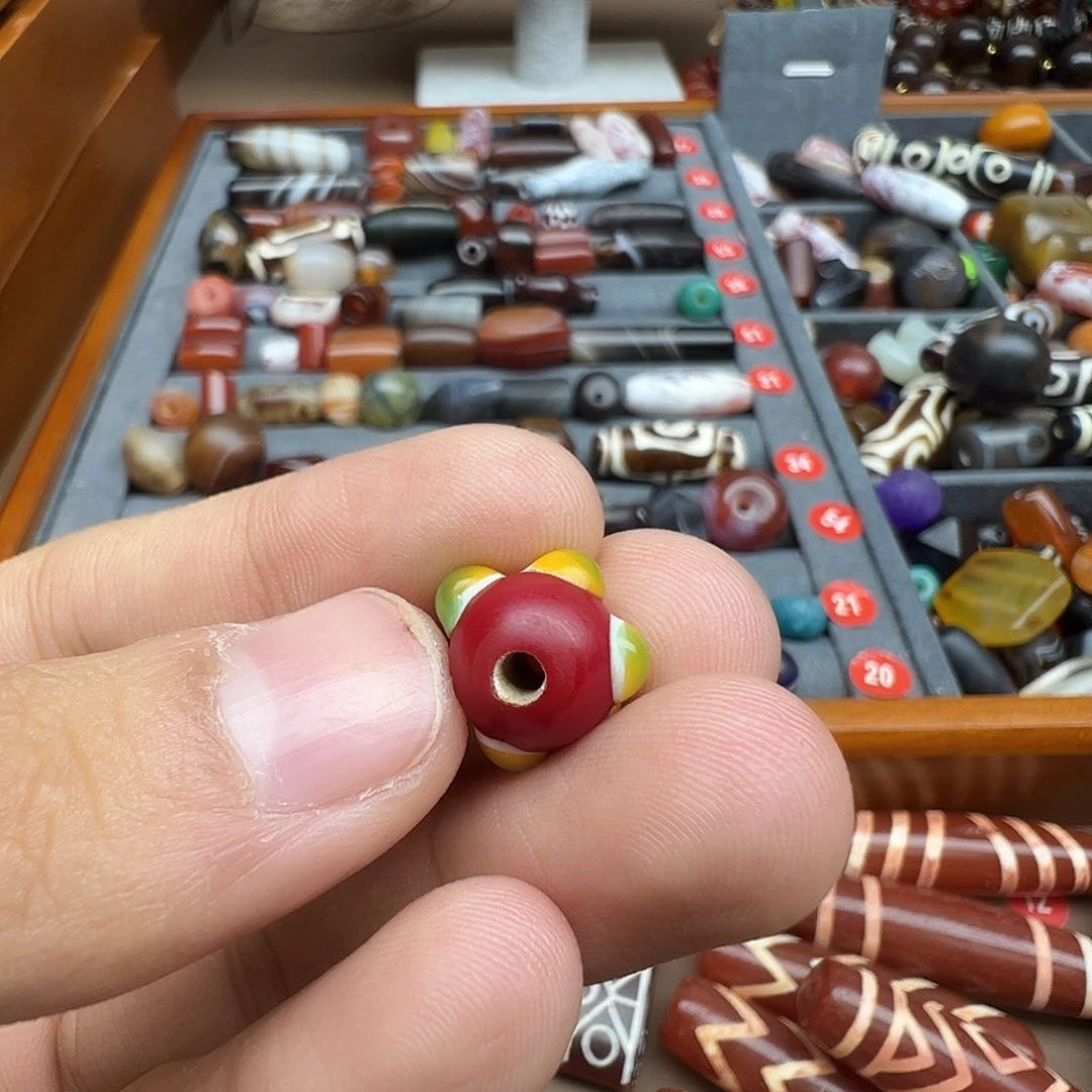 阳***光玛瑙/玉髓未镶嵌珠宝半成品
