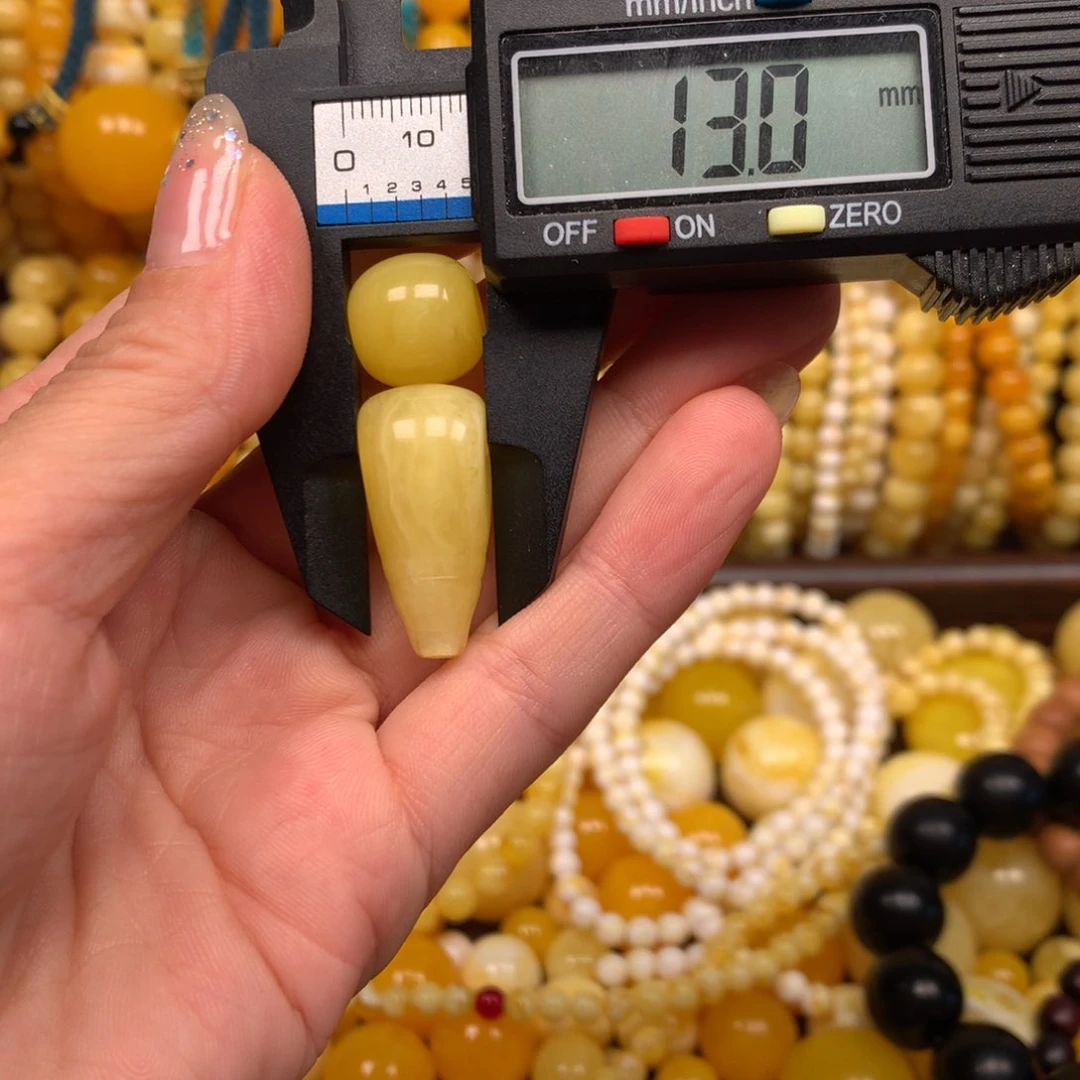 无非金属仿琥珀72