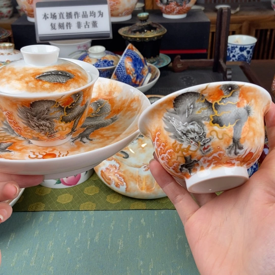 陶瓷的设计师是一个人的