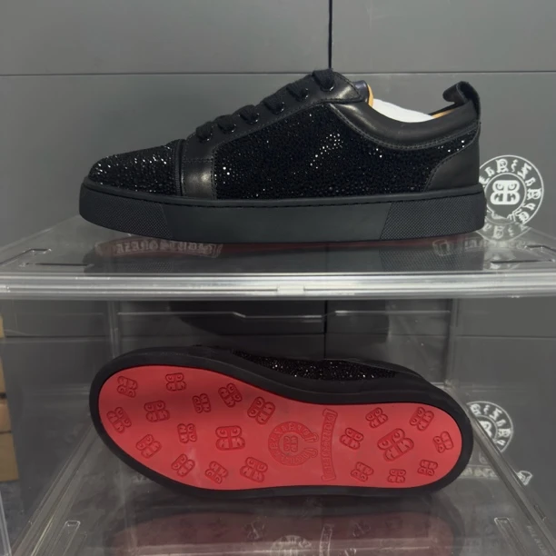 澳钻休闲风休闲板鞋时尚经典百搭潮流干净感痞帅明星同款网红男鞋