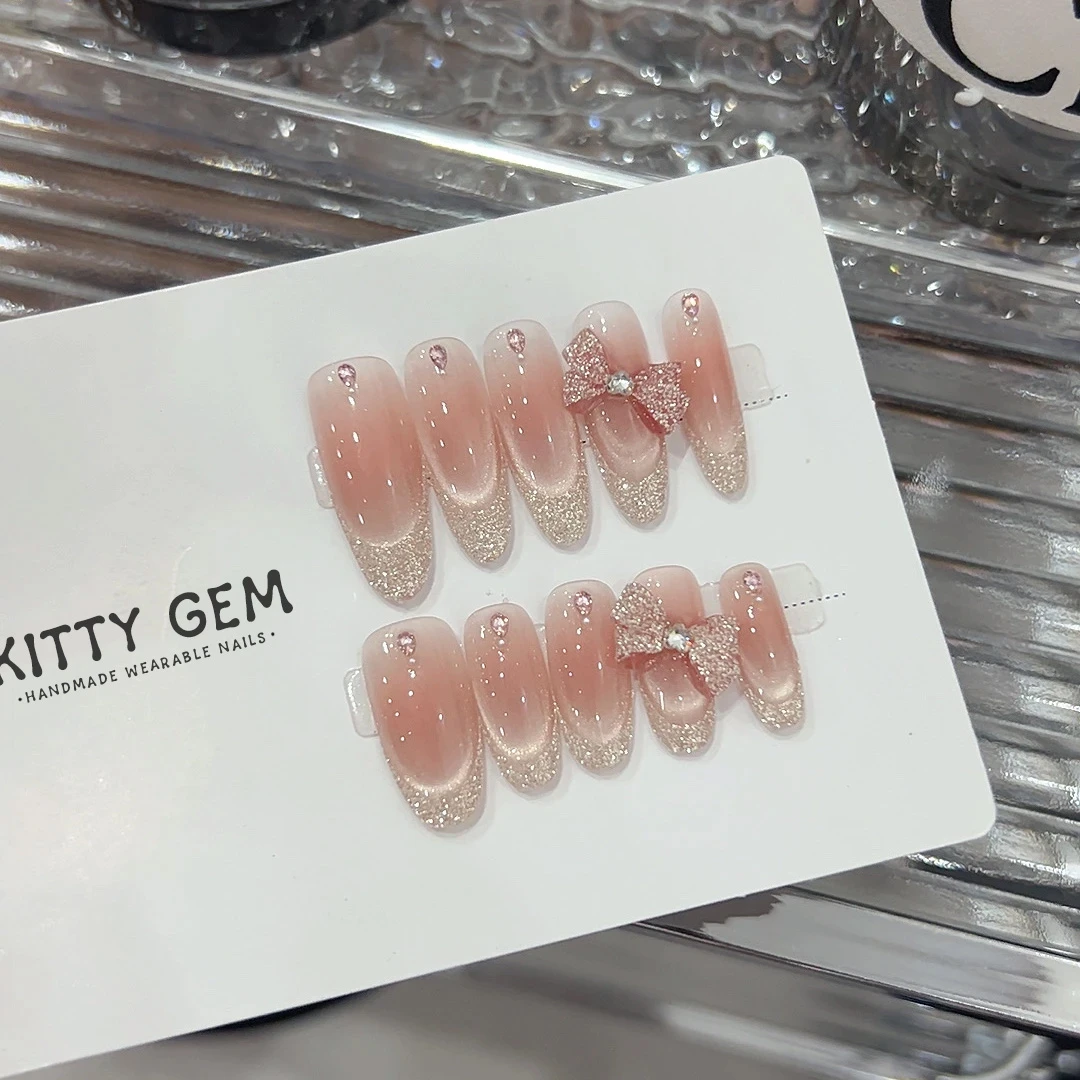 莉莉安夏季纯手工穿戴甲定制法式爆闪蝴蝶显白甲片可拆卸短款美甲