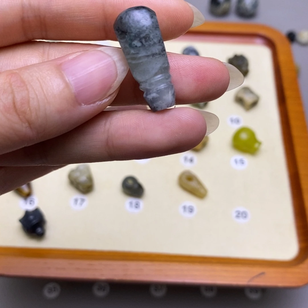 蛇纹石玉合金配饰?****i