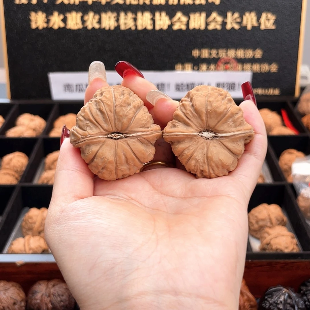 把件文玩核桃42南瓜近正肩开播福利42ZZ