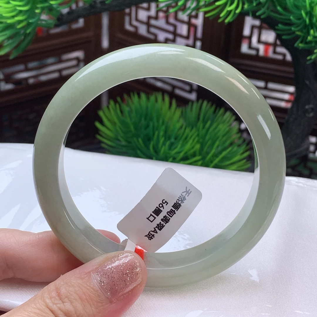 天然缅甸翡翠A货手镯56圈口冰糖雪梨正圈